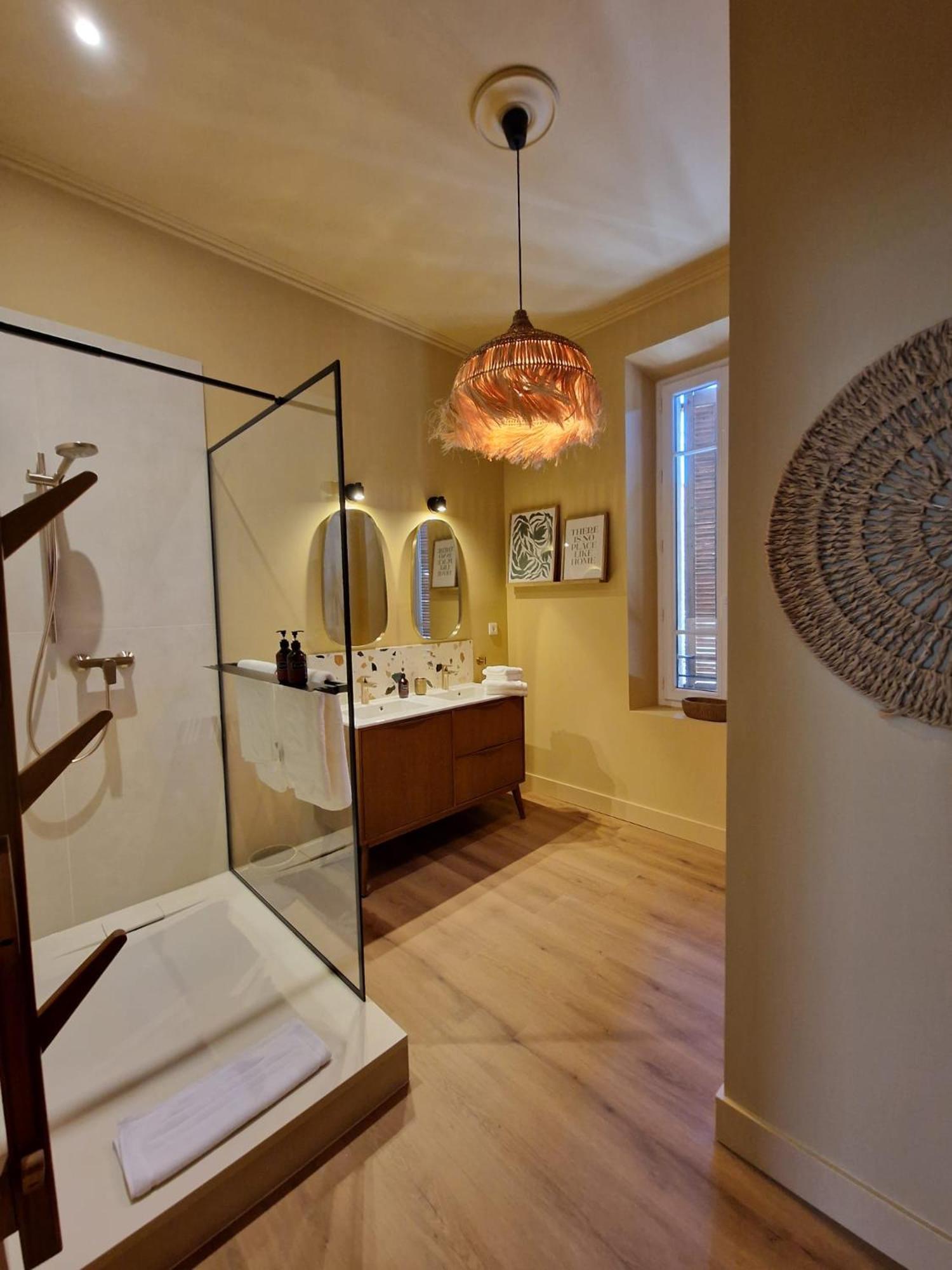 Hotel La Maison Clemenceau 3*